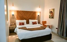 Wellington Blu Hotel And Suites